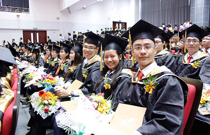 Undergraduate programs taught in English language